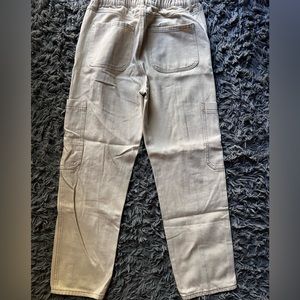 BP. Cream Colored Cargo Jeans - size 30